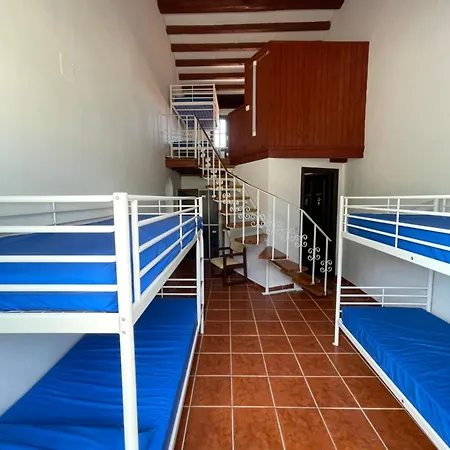 Gulpiyuri Llanes بيت شباب *