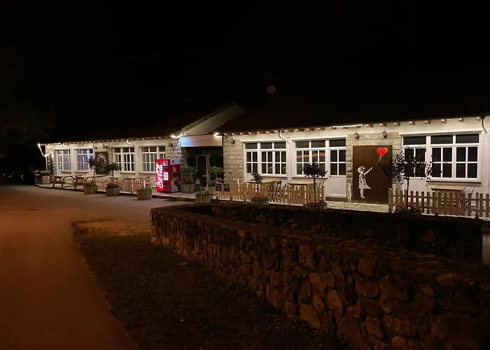 Gulpiyuri Llanes Villahormes