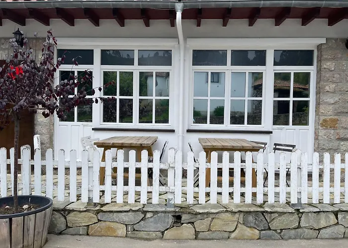 Hostal Gulpiyuri Llanes Villahormes